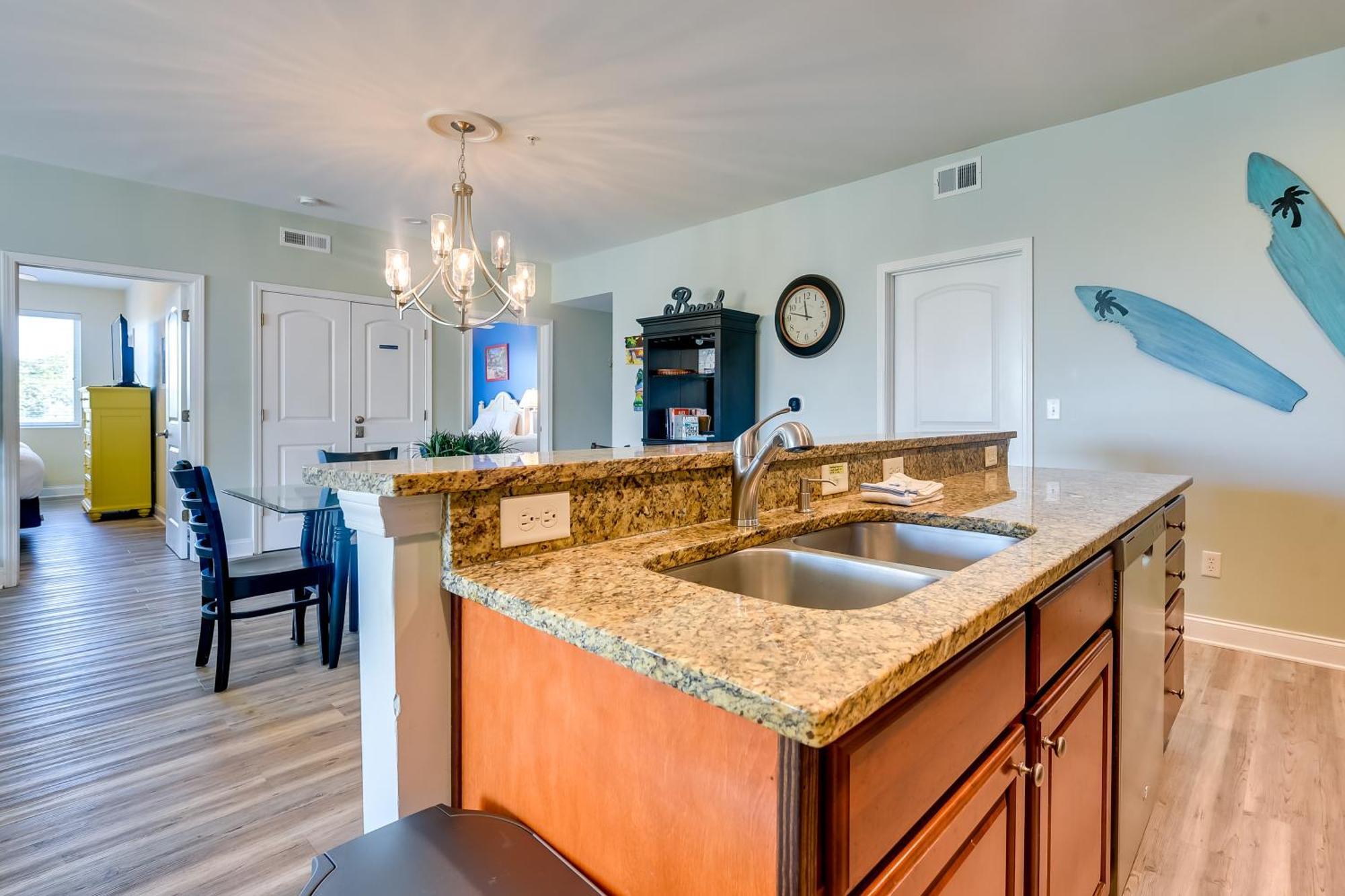 Roomy North Myrtle Beach Condo, Walk To Beach Dış mekan fotoğraf